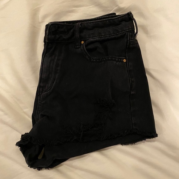 Pacsun black ripped jean shorts - Picture 2 of 8
